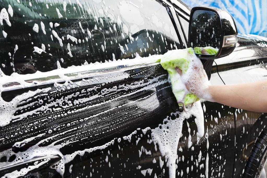 lavando auto